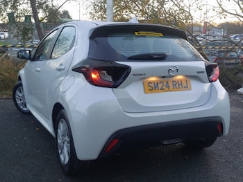 Used Mazda Mazda2 HYBRID 2024 for sale - 76925057: Photo
