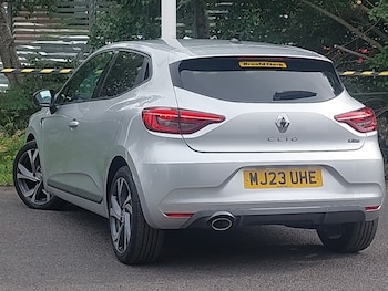 Used Renault Clio 2023 for sale - 79048359: Photo