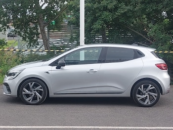 Used Renault Clio 2023 for sale - 79048359: Photo