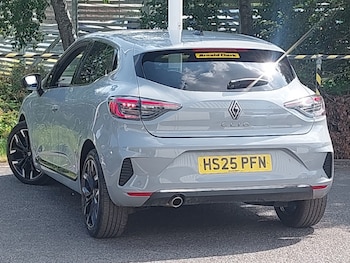 Used Renault Clio 2025 for sale - 79214079: Photo