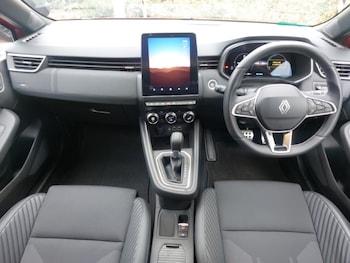 Used Renault Clio 2025 for sale - 75668717: Photo