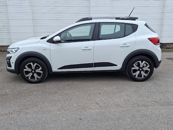 Used Dacia Sandero Stepway 2022 for sale - 79569718: Photo