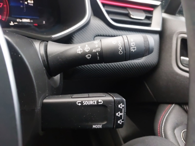 Used Renault Clio 2023 for sale - 77395440: Photo 17