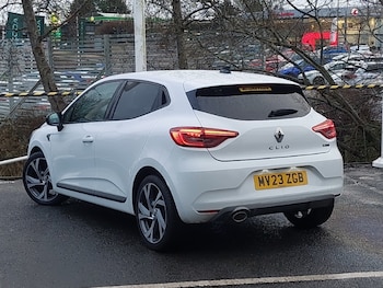 Used Renault Clio 2023 for sale - 77395440: Photo