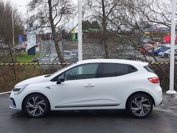 Used Renault Clio 2023 for sale - 77395440: Photo