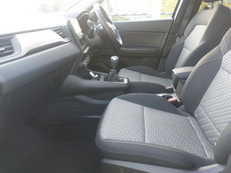 Used Renault Captur 2022 for sale - 76907004: Photo 5