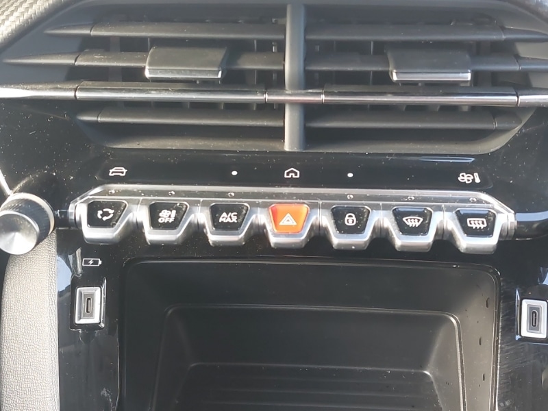 Used Peugeot 208 2025 for sale - 77837439: Photo 18