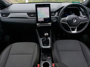 Used Renault Captur 2024 for sale - 79286310: Photo