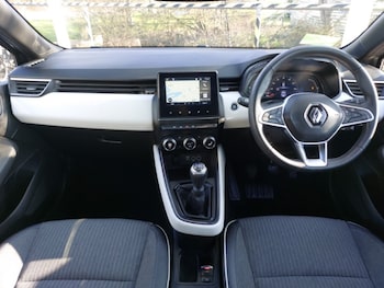 Used Renault Clio 2023 for sale - 78540048: Photo