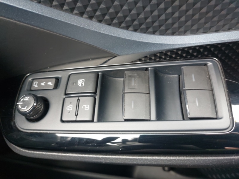 Used Toyota C-HR 2021 for sale - 76656585: Photo 13