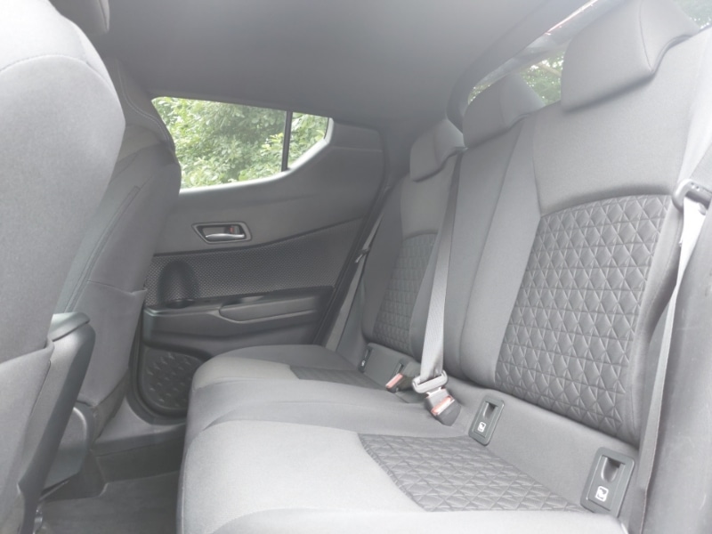 Used Toyota C-HR 2021 for sale - 76656585: Photo 6