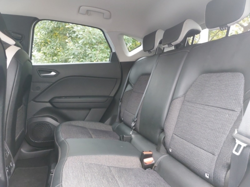 Used Renault Captur 2021 for sale - 76492993: Photo 6