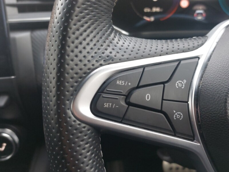 Used Renault Captur 2023 for sale - 77530676: Photo 15