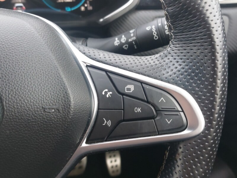 Used Renault Captur 2023 for sale - 77530676: Photo 16