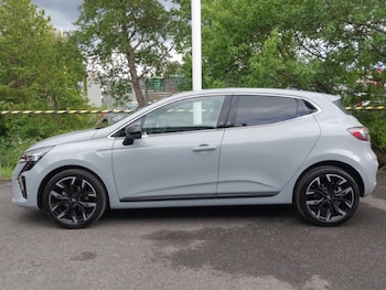 Used Renault Clio 2026 for sale - 78735399: Photo