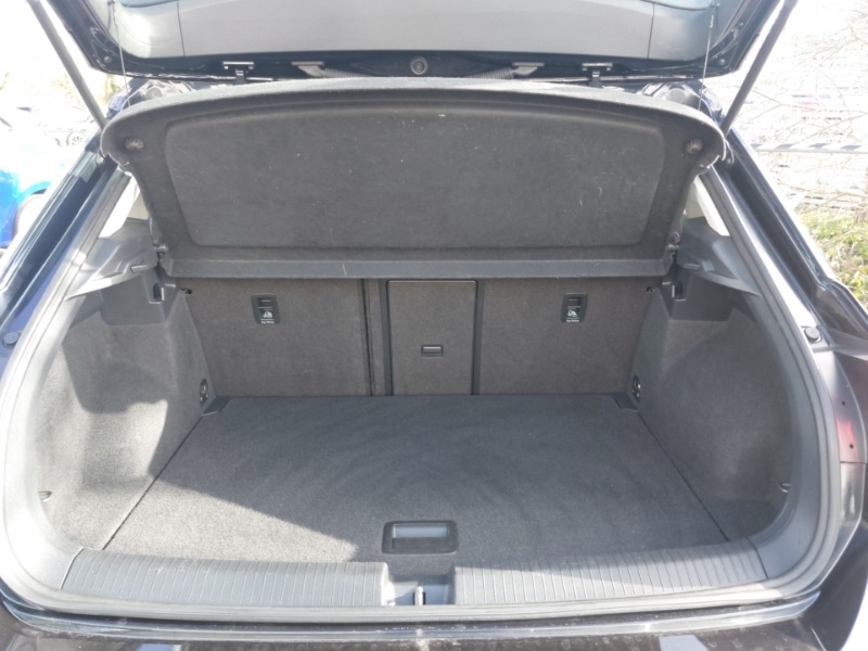 Used Volkswagen T-Roc 2019 for sale - 78046276: Photo 8