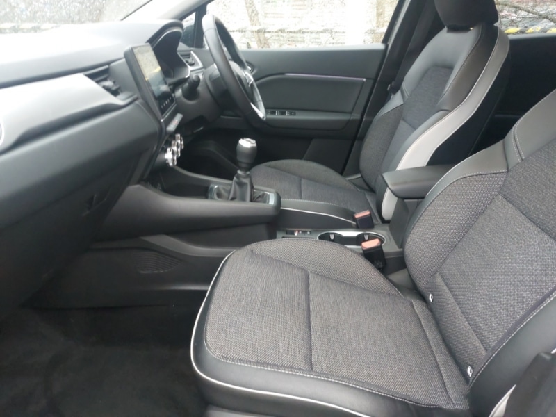 Used Renault Captur 2022 for sale - 77284339: Photo 5