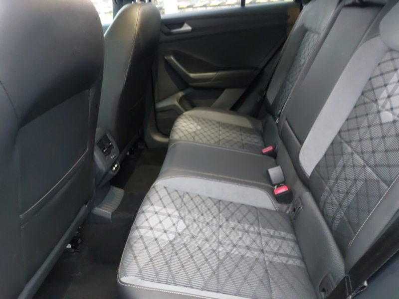 Used Volkswagen T-Roc 2022 for sale - 77034757: Photo 6