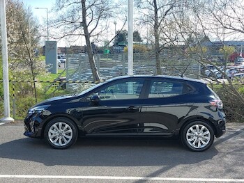 Used Renault Clio 2024 for sale - 78147085: Photo