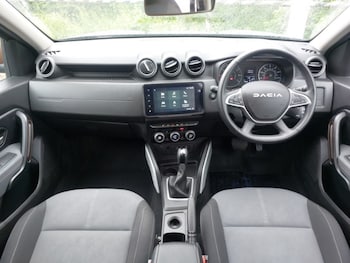 Used Dacia Duster 2023 for sale - 78790793: Photo
