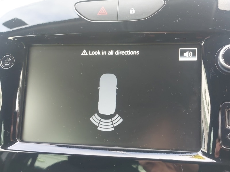 Used Renault Clio 2019 for sale - 76383816: Photo 11