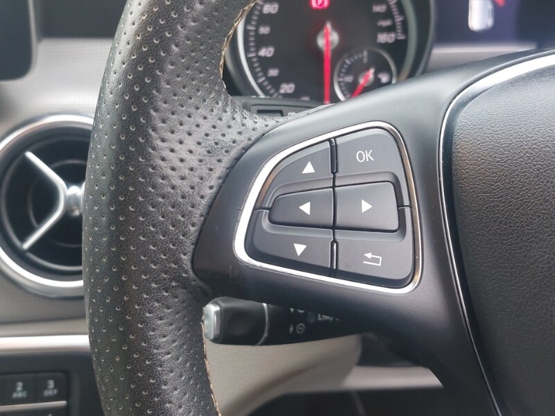 Used Mercedes-Benz GLA 2017 for sale - 77933145: Photo 14