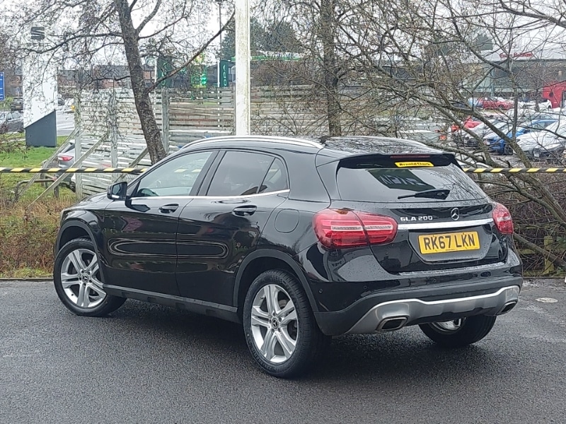 Used Mercedes-Benz GLA 2017 for sale - 77933145: Photo 3
