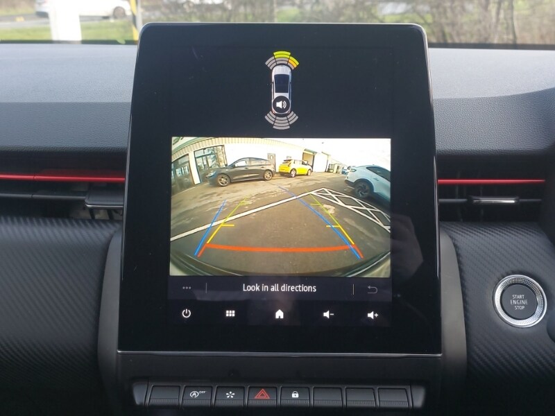 Used Renault Clio 2023 for sale - 77352523: Photo 11