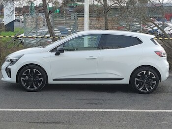 Used Renault Clio 2025 for sale - 77579944: Photo