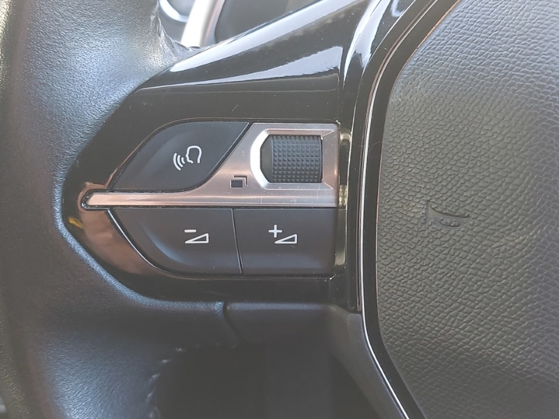 Used Peugeot 208 2020 for sale - 76566836: Photo 12