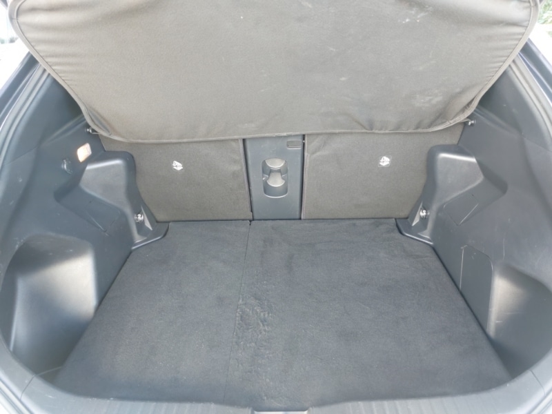 Used Toyota Yaris Cross 2022 for sale - 76403570: Photo 8