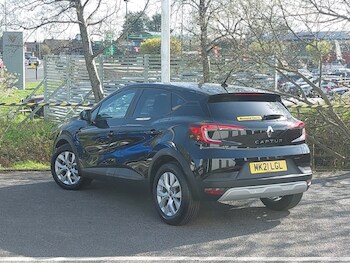 Used Renault Captur 2021 for sale - 78178433: Photo