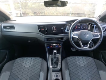 Used Volkswagen Polo 2022 for sale - 76974901: Photo