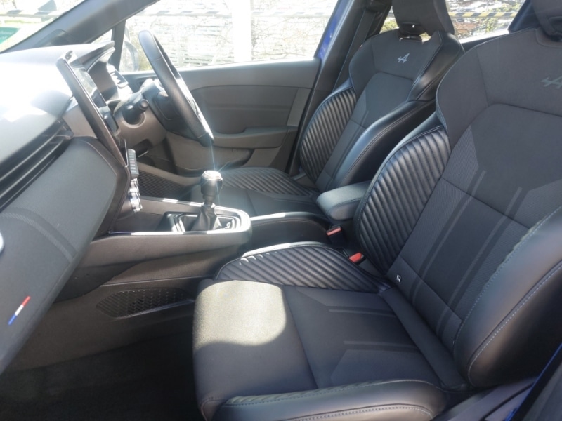 Used Renault Clio 2024 for sale - 77947550: Photo 5