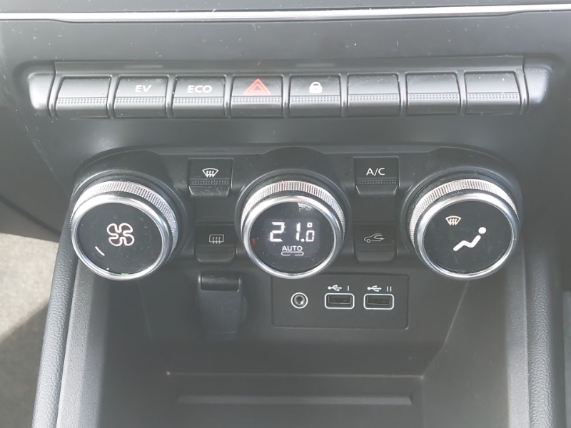 Used Renault Clio 2024 for sale - 77921811: Photo 13