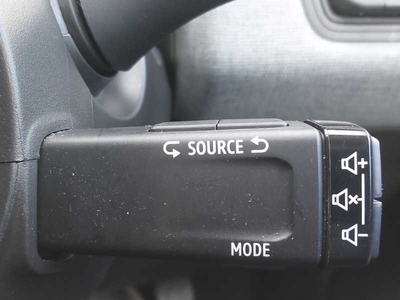 Used Renault Clio 2024 for sale - 77921811: Photo 17