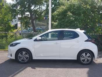 Used Toyota Yaris 2024 for sale - 74724898: Photo