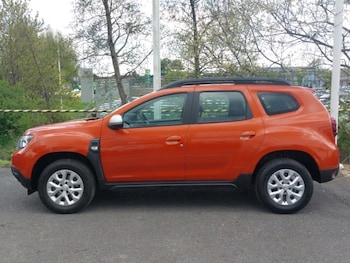 Used Dacia Duster 2022 for sale - 78312382: Photo