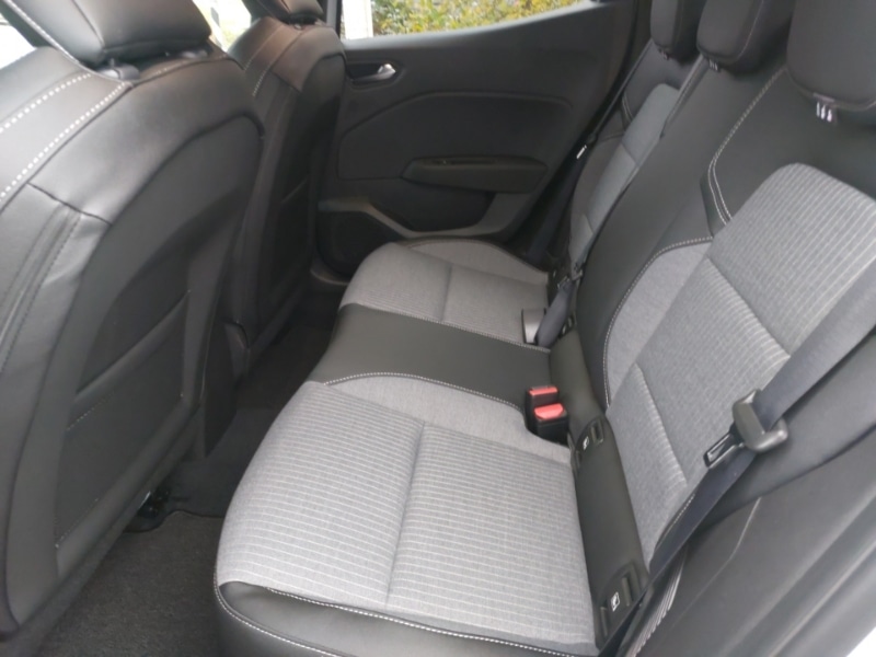 Used Renault Clio 2025 for sale - 77284341: Photo 6