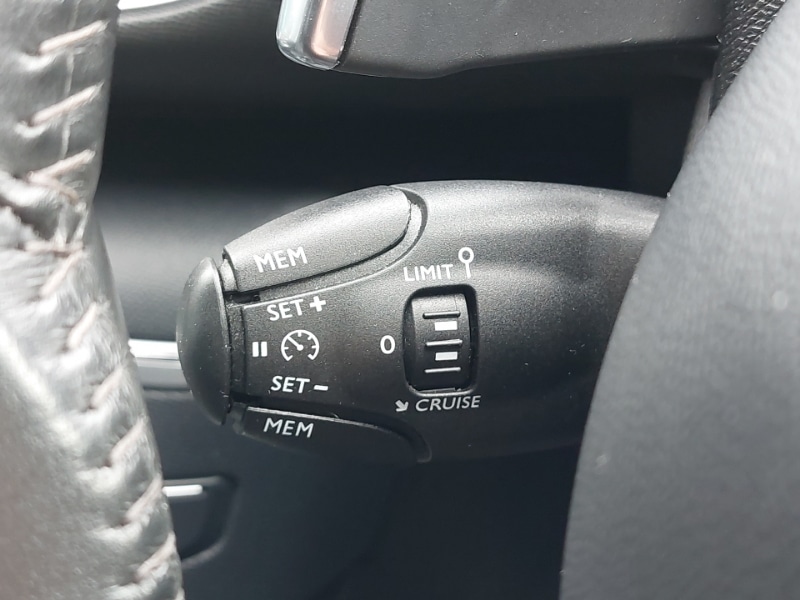 Used Peugeot 308 2020 for sale - 76502192: Photo 17