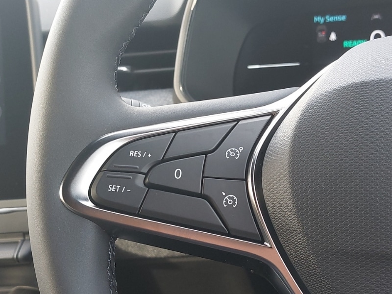 Used Renault Clio 2025 for sale - 77933141: Photo 12