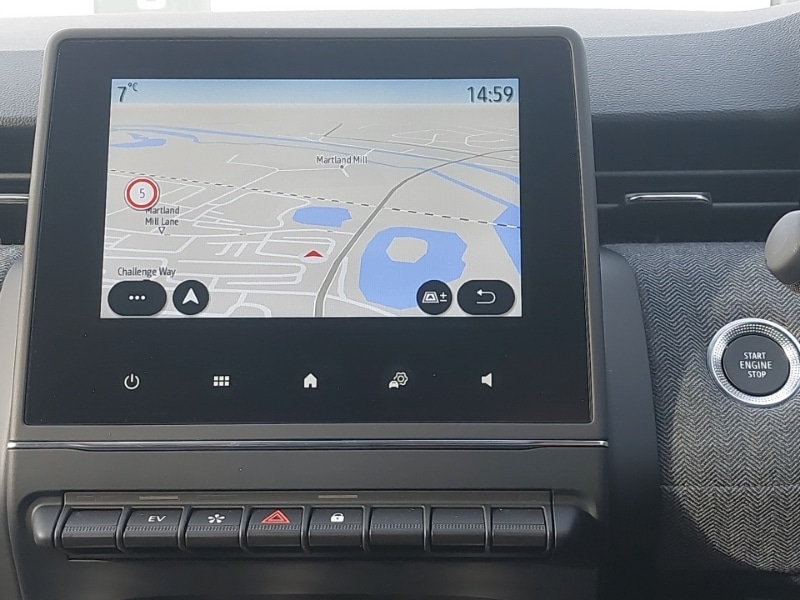 Used Renault Clio 2025 for sale - 77933141: Photo 15