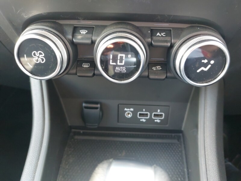 Used Renault Captur 2023 for sale - 77933158: Photo 10