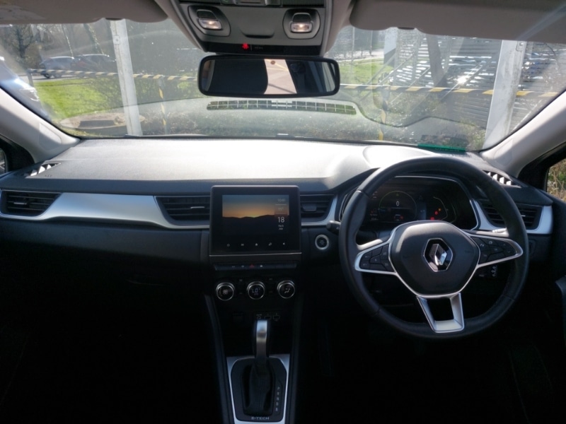 Used Renault Captur 2023 for sale - 77933158: Photo 2