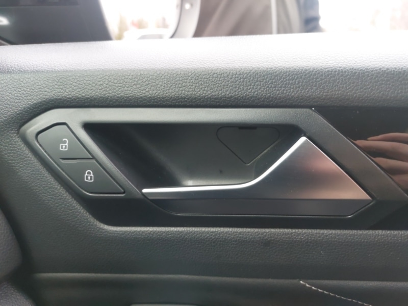 Used Volkswagen T-Roc 2022 for sale - 77371196: Photo 19