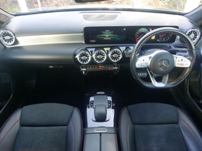 Used Mercedes-Benz A-Class 2018 for sale - 76940565: Photo 2