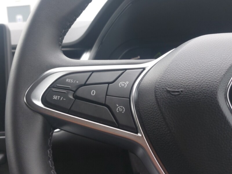 Used Renault Captur 2024 for sale - 78132967: Photo 12