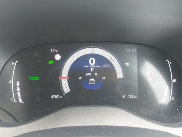 Used Toyota Yaris 2024 for sale - 75486294: Photo 17