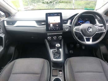 Used Renault Captur 2020 for sale - 78567747: Photo