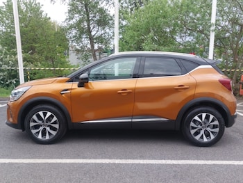 Used Renault Captur 2020 for sale - 78567747: Photo